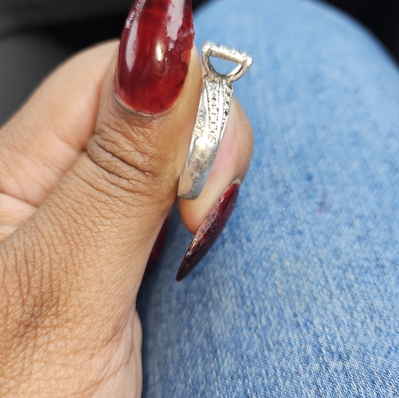 Silver woman's wedding ring. Size 8. - Picture 3 of 6